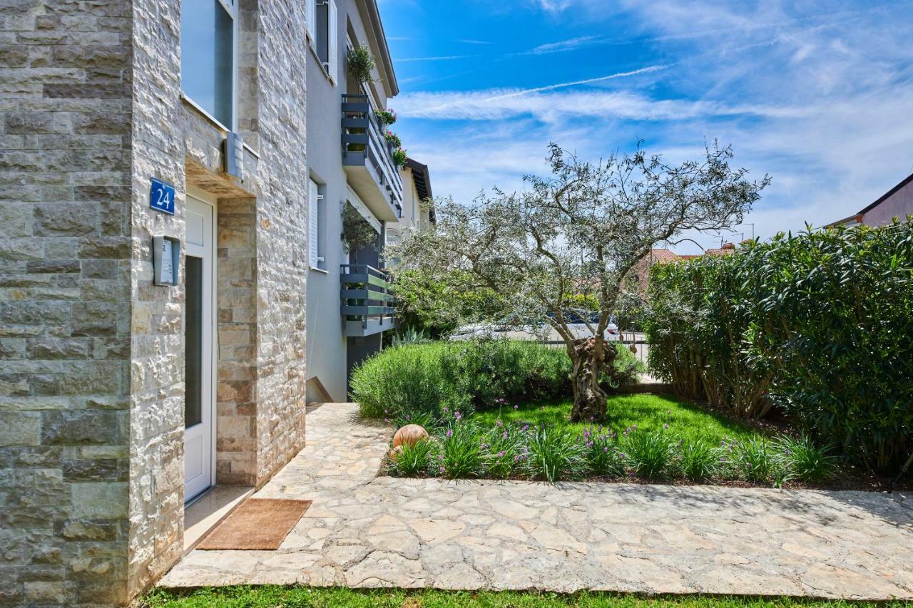 Morning Light Apartamento Umago Exterior foto